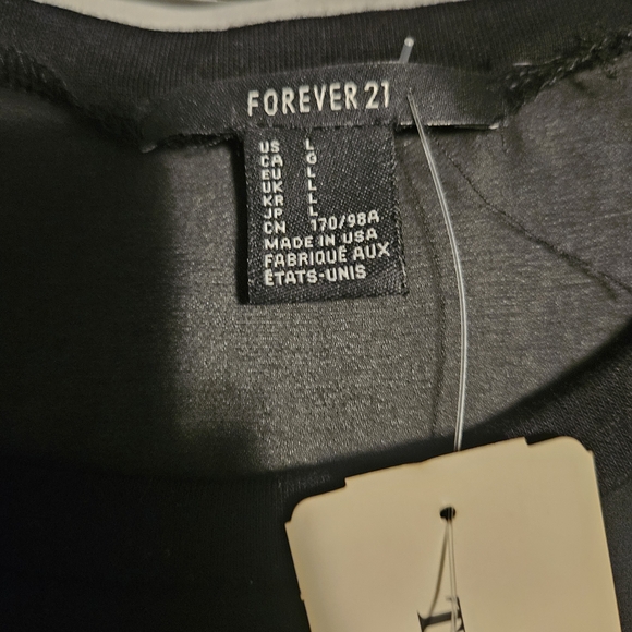 Forever 21 Black Top - Picture 7 of 7